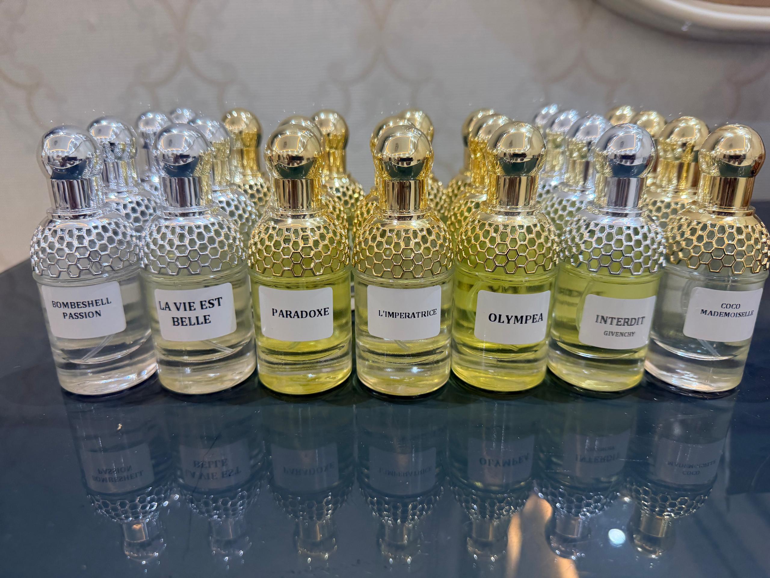 Lot de 12 parfums
