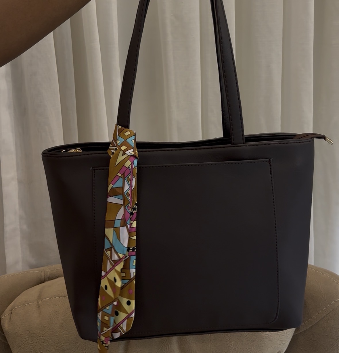Sac avec écharpe