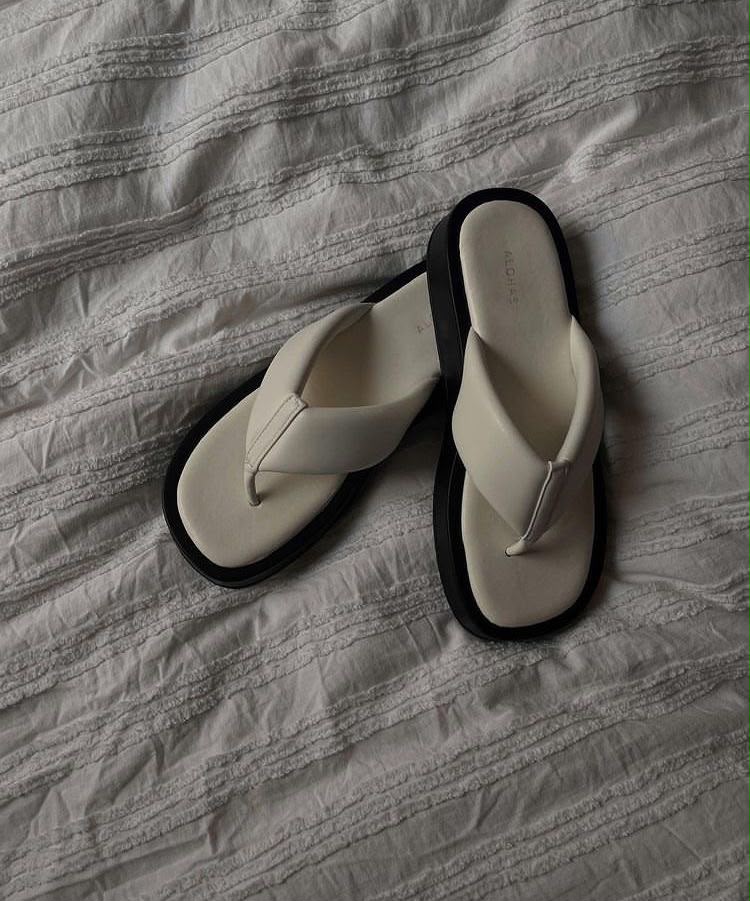 Sandale en cuir Blanc